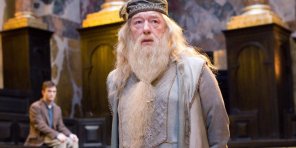 harry-potter-fans-are-freaking-out-over-a-theory-about-dumbledore-that-makes-a-lot-of-sense.jpg